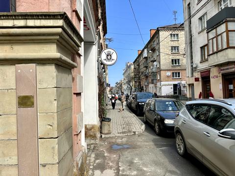 комерційна за адресою Кульчицької вул., 9