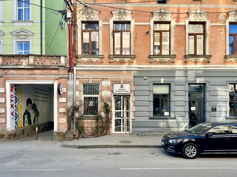 комерційна за адресою Кульчицької вул., 9