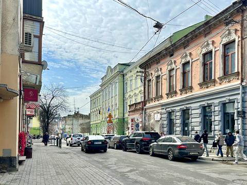 комерційна за адресою Кульчицької вул., 9