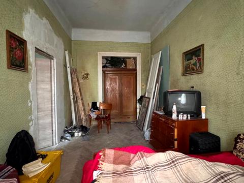 квартира за адресою Михайла Старицького вул., 4