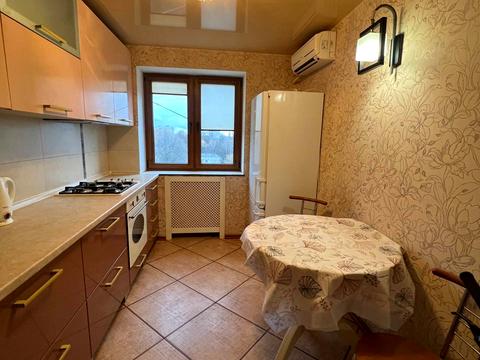 квартира за адресою Квартальна вулиц вул. (Гладкова), 45