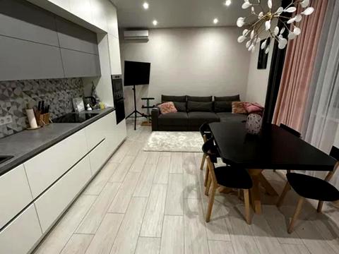 дом по адресу Озерна