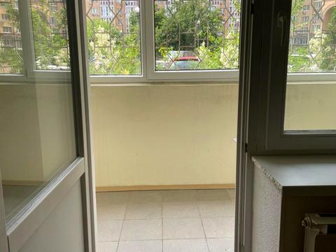 коммерческая по адресу Владимира Ивасюка просп. (Героїв Сталінграду), 10