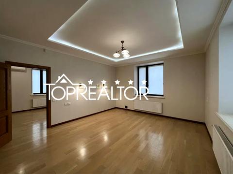 будинок за адресою смт. Мала Данилівка, Флоринка