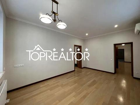 будинок за адресою смт. Мала Данилівка, Флоринка