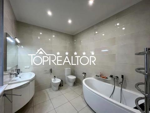 будинок за адресою смт. Мала Данилівка, Флоринка