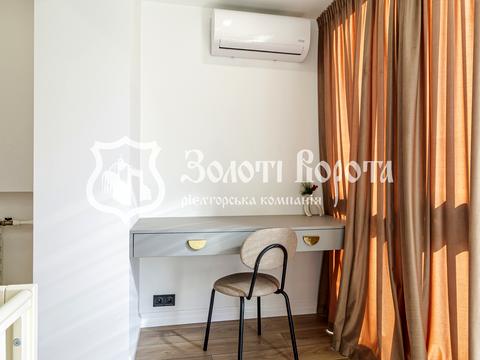 квартира за адресою Велика Васильківська вул. (Червоноармійська), 131