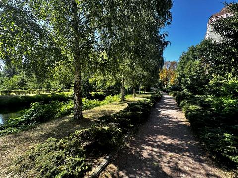 комерційна за адресою Байди-Вишневецького вул. (Осиповського), 1