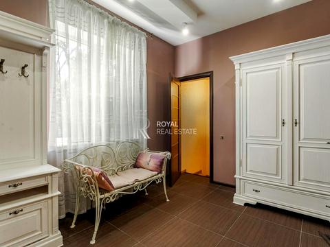 будинок за адресою Соборна вул. (Петропавлівська), 1