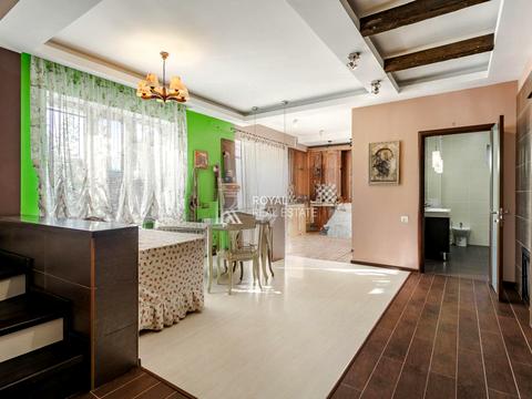 будинок за адресою Соборна вул. (Петропавлівська), 1