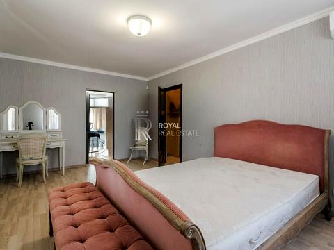 будинок за адресою Соборна вул. (Петропавлівська), 1