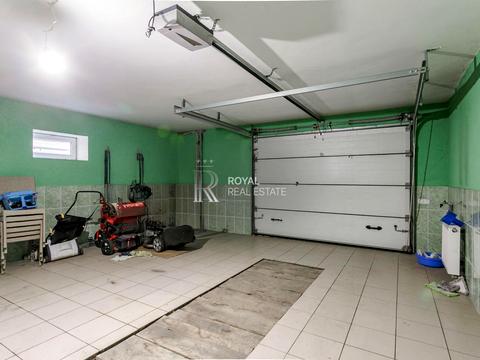 будинок за адресою Соборна вул. (Петропавлівська), 1