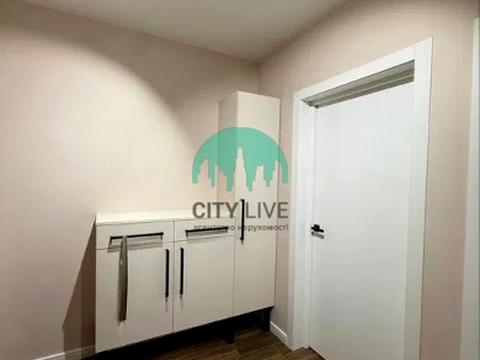 квартира за адресою Олександра Довженка вул., 21а