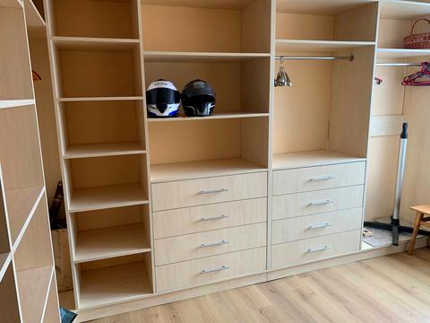 будинок за адресою Вишнева вул.