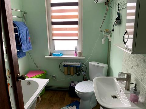 будинок за адресою Вишнева вул.