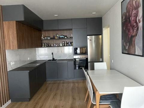 квартира за адресою Перлинна вул., 1б