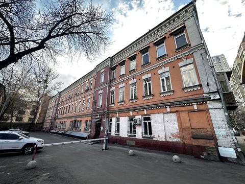 коммерческая по адресу Панаса Мирного ул., 9-Б