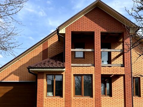 будинок за адресою Центральна