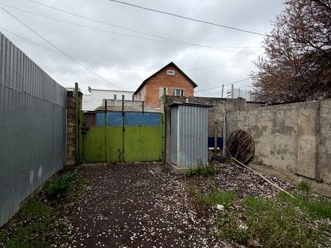 дом по адресу 1-я линия ул.