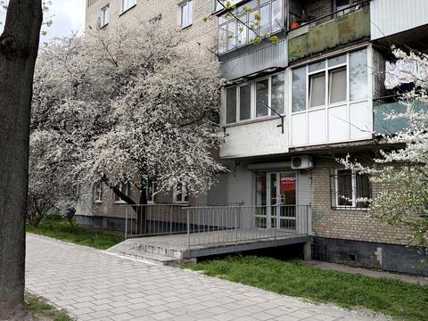 комерційна за адресою Городоцька вул., 210
