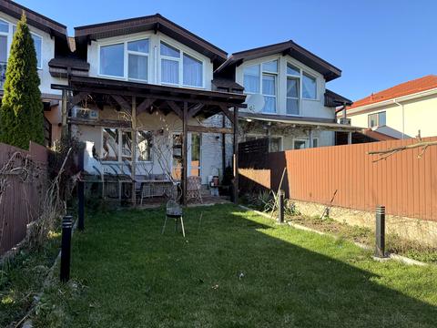 будинок за адресою Весняна вул., 33