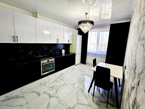 квартира за адресою Академіка Сахарова вул., 36