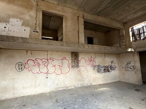 комерційна за адресою Партизанська, 17-а