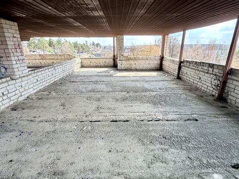 комерційна за адресою Партизанська, 17-а