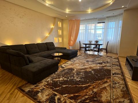 квартира за адресою Євгена Коновальця вул. (Щорса), 32-Б