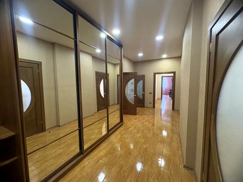 квартира за адресою Євгена Коновальця вул. (Щорса), 32-Б