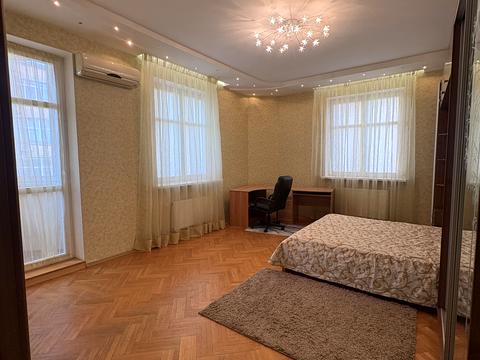 квартира за адресою Євгена Коновальця вул. (Щорса), 32-Б