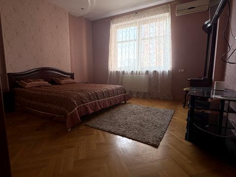 квартира за адресою Євгена Коновальця вул. (Щорса), 32-Б