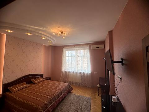 квартира за адресою Євгена Коновальця вул. (Щорса), 32-Б