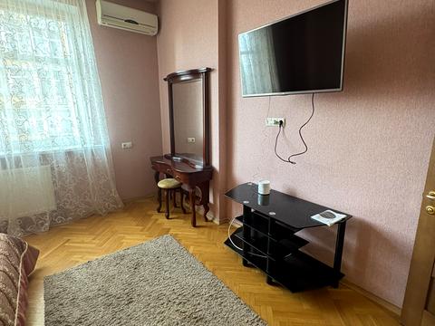 квартира за адресою Євгена Коновальця вул. (Щорса), 32-Б