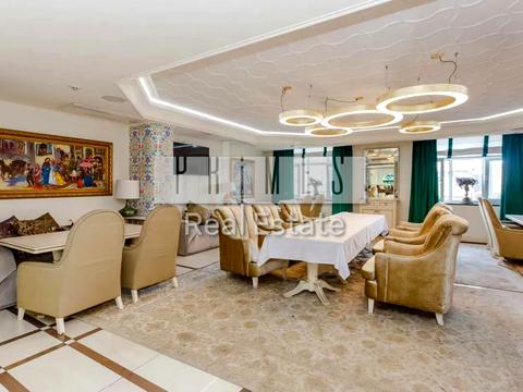 комерційна за адресою Антоновича вул. (Горького), 72