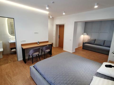 комерційна за адресою Карпатська вул., 67