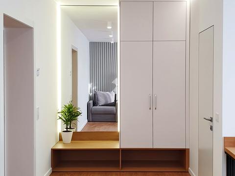 комерційна за адресою Карпатська вул., 67