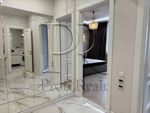 квартира за адресою Степана Рудницького вул. (Академіка Вільямса), 3/7