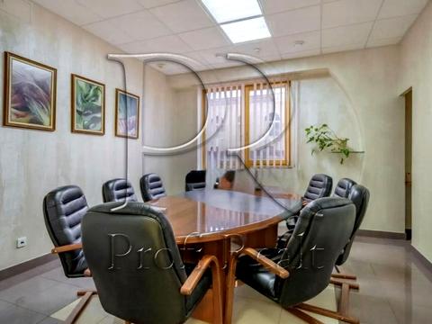 комерційна за адресою Велика Васильківська вул. (Червоноармійська), 62/64