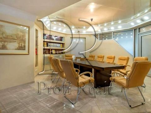 комерційна за адресою Велика Васильківська вул. (Червоноармійська), 62/64