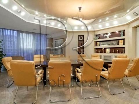 комерційна за адресою Велика Васильківська вул. (Червоноармійська), 62/64