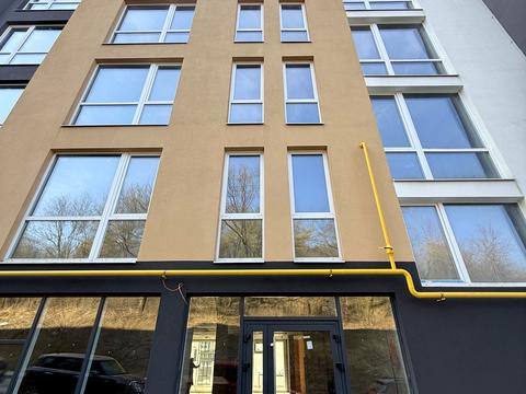 комерційна за адресою Малоголосківська вул., (Будинок)