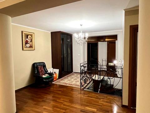 квартира по адресу Андрея Мельника ул., 9А