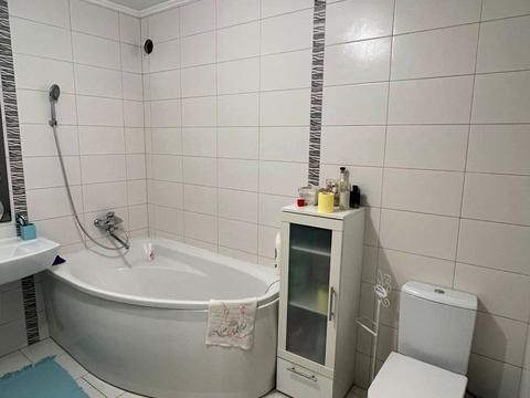 квартира по адресу Андрея Мельника ул., 9А