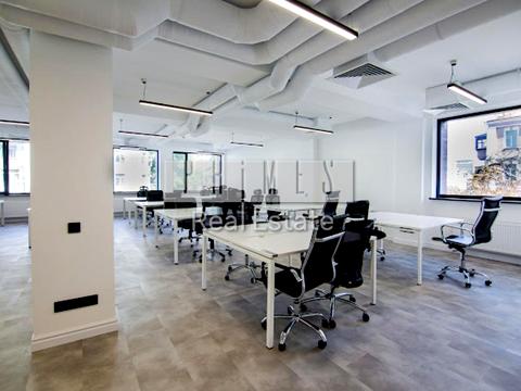 комерційна за адресою Саксаганського вул., 70