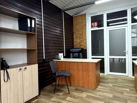 комерційна за адресою Зубрівська вул., 1в