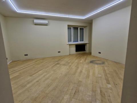 коммерческая по адресу Леси Украинки бульв., 10