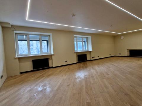 коммерческая по адресу Леси Украинки бульв., 10