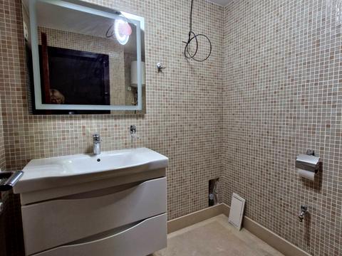 коммерческая по адресу Леси Украинки бульв., 10