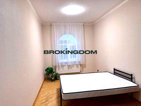 будинок за адресою Польова